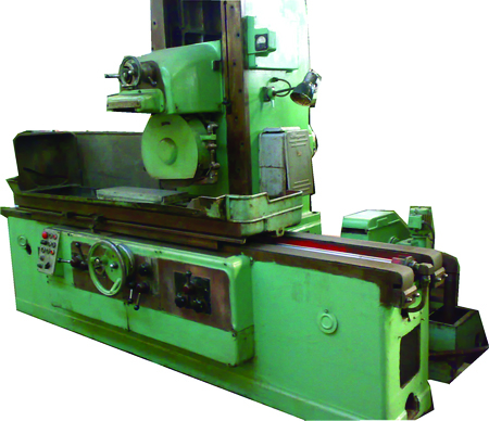 Slideway in a surface grinding machine